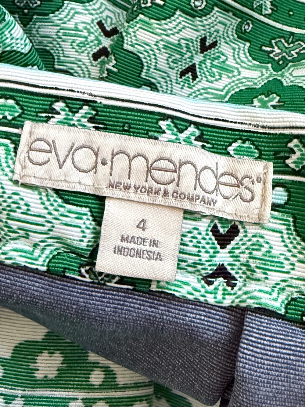 Eva Mendes NY&C Pleated Midi Skirt Geometric Stripe Green Blue Size 4 - Picture 6 of 8